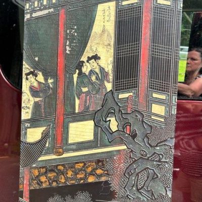 HC-001 — Shanghai Eight-Panel Carved Lacquer Screen (view 22)