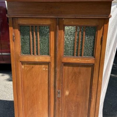 HC-006 — Chinese Green-Glass Display Cabinet (view 15)