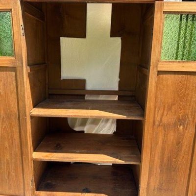 HC-006 — Chinese Green-Glass Display Cabinet (view 16)