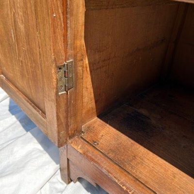 HC-006 — Chinese Green-Glass Display Cabinet (view 21)