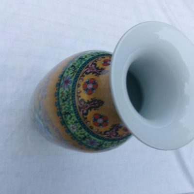 HC-017 — Chinese Famille Rose-Style Yellow-Ground Vase with Birds and Flowers (view 7)
