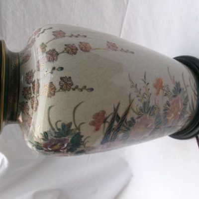 HC-022 — Chinese Porcelain Floral-and-Bird Lamp (view 8)