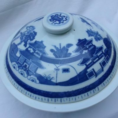 HC-024 — Large Chinese Blue-and-White Covered Porcelain Tureen (view 18)