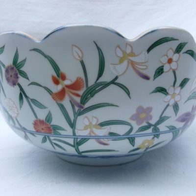 HC-025 — Scalloped Porcelain Floral Bowl (view 13)