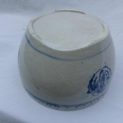 HC-030 — Chinese White Ceramic Covered Bowl with Blue Decoration (view 10)